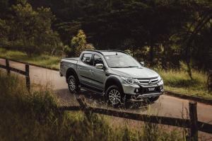 Mitsubishi L200 Triton HPE-S Outdoor 2020 года  (LA)